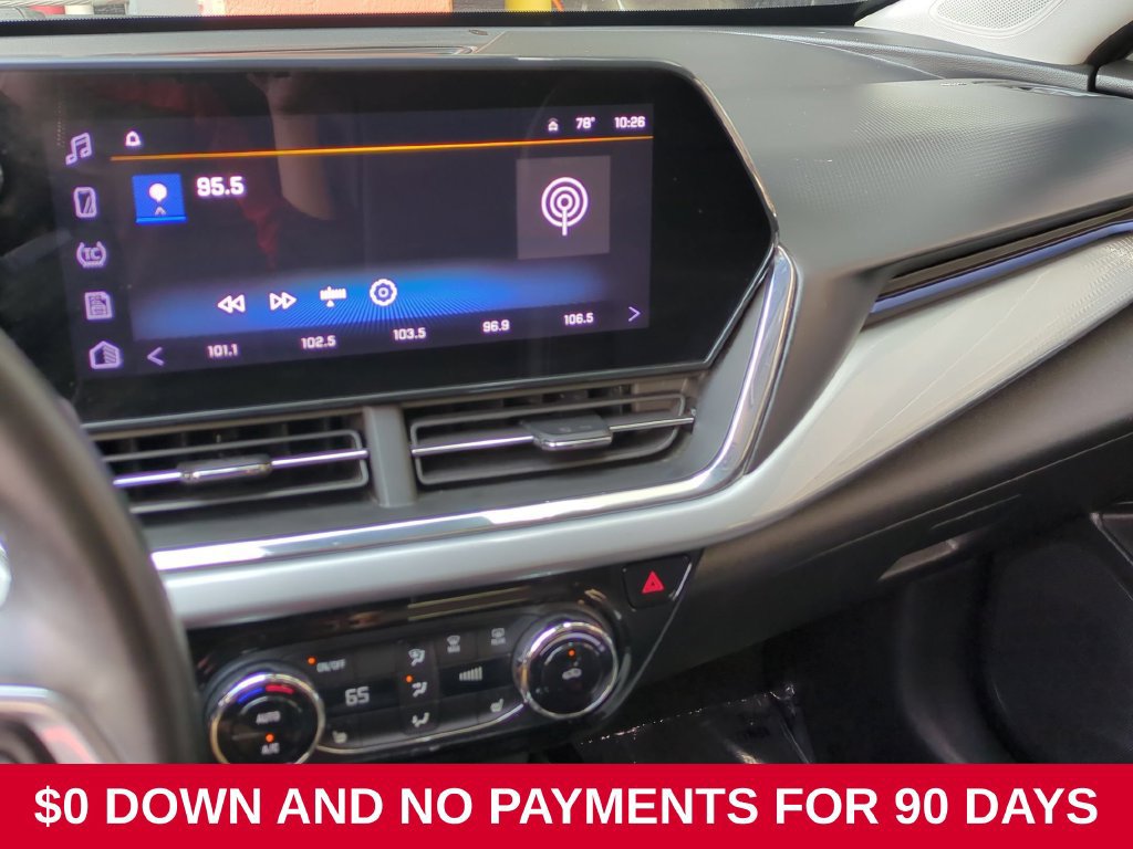 Used 2025 Chevrolet Trax LT w/ LT Convenience Package FWD image 18