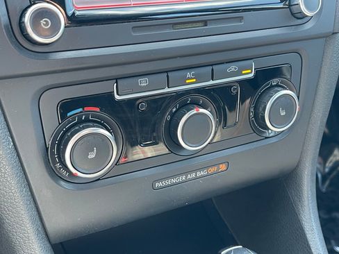 Used 2011 Volkswagen GTI Autobahn image 7