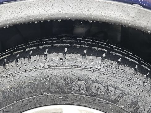 Used 2019 Nissan Rogue SV FWD image 29