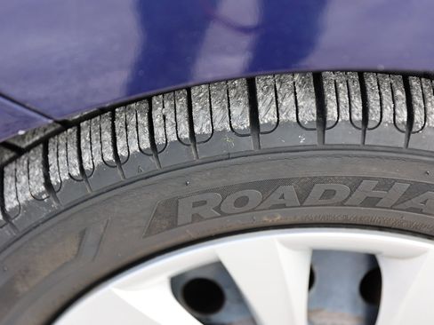 Used 2011 Hyundai Elantra GLS image 7