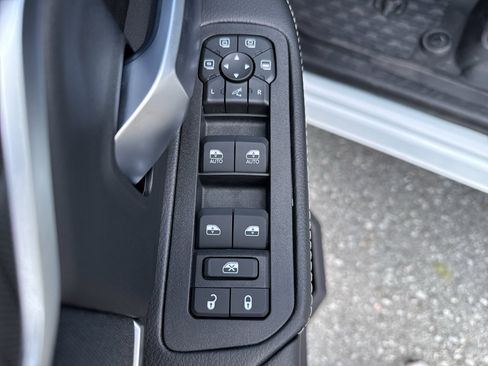 New 2026 RAM 3500 Big Horn AWD/4WD image 25