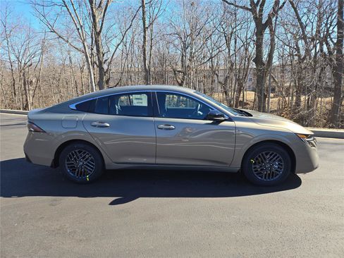 New 2026 Nissan Sentra SV w/ Floor Mat Package FWD image 2