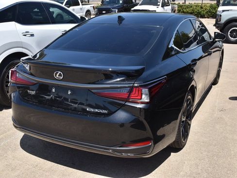 Used 2024 Lexus ES 300h F Sport w/ Accessory Package (Z1) FWD image 5