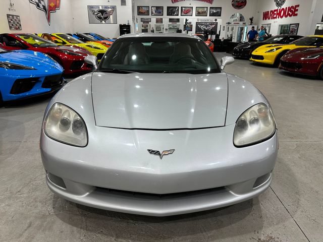 Used 2009 Chevrolet Corvette Coupe w/ Preferred Equipment Group RWD image 31