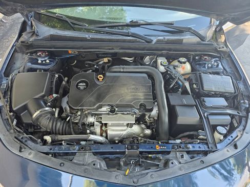 Used 2019 Chevrolet Malibu LT FWD image 9