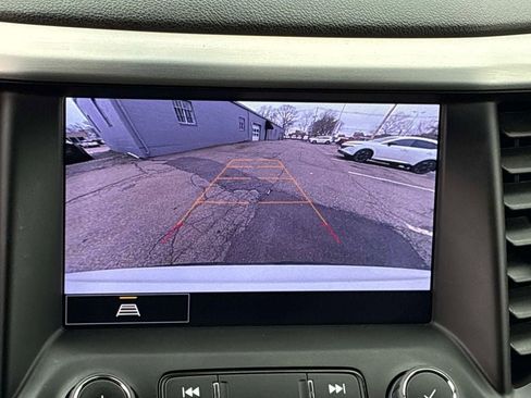 Used 2023 GMC Acadia SLE w/ Driver Convenience Package AWD/4WD image 35