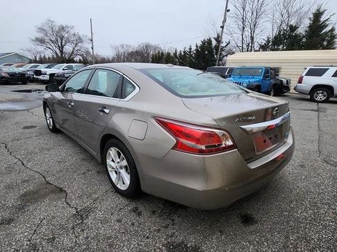 Used 2013 Nissan Altima 2.5 SL w/ 2.5 Moonroof Pkg image 5