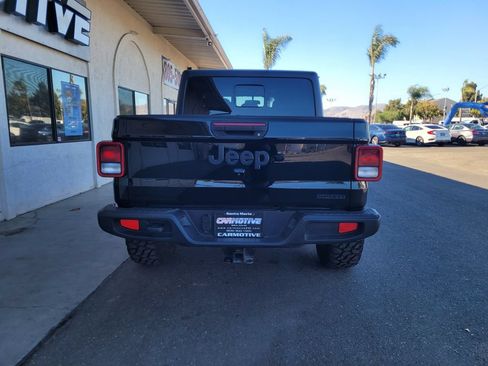 Used 2020 Jeep Gladiator Sport w/ Quick Order Package 24S AWD/4WD image 5