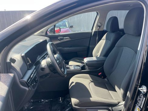 Used 2026 Kia Sportage LX AWD/4WD image 35