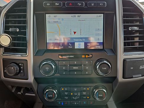 Used 2020 Ford F250 Lariat w/ Lariat Ultimate Package image 6