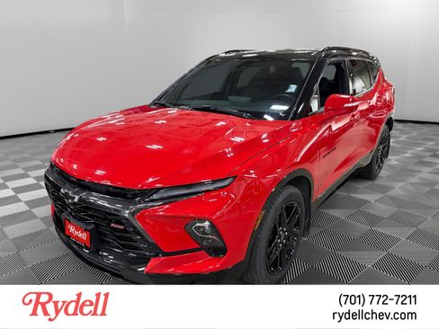 Used 2023 Chevrolet Blazer RS w/ Driver Confidence II Package AWD/4WD image 1
