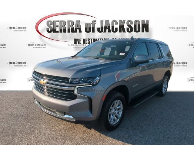 Used 2022 Chevrolet Tahoe LT w/ Luxury Package RWD image 5