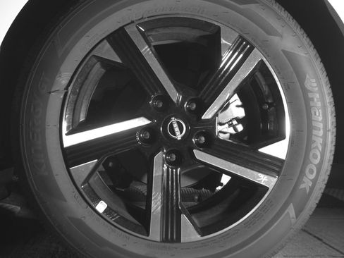 Used 2025 Nissan Sentra SV image 14