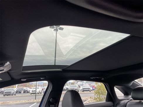 Used 2021 Kia K5 GT-Line image 10