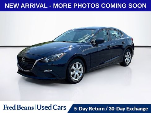 Used 2015 MAZDA MAZDA3 i Sport FWD image 3