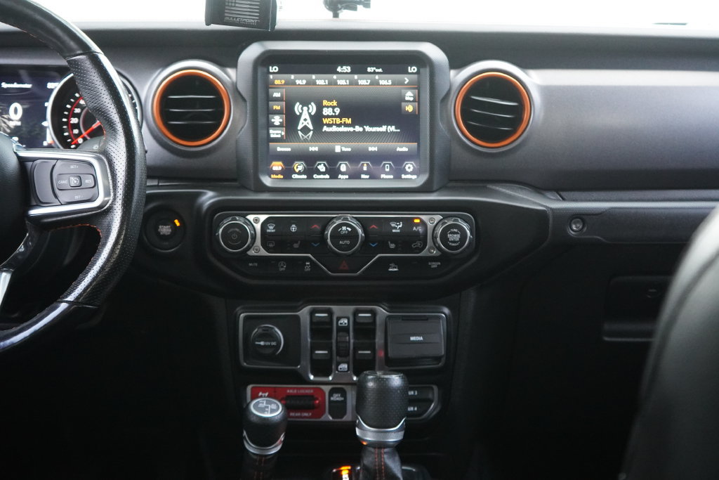 Used 2022 Jeep Gladiator Mojave w/ LED Lighting Group AWD/4WD image 25