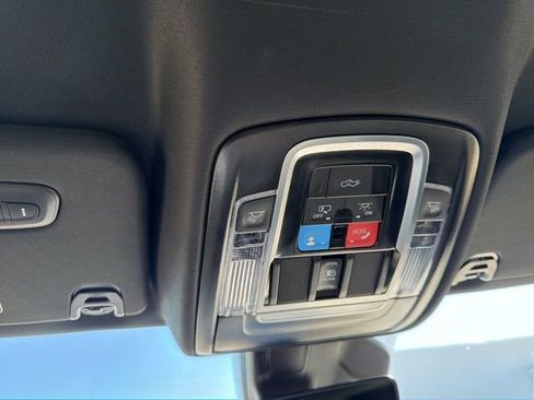 Used 2025 RAM 1500 Big Horn image 32