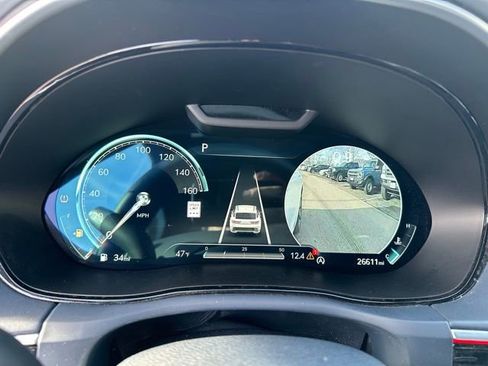 Used 2023 Genesis GV70 2.5T w/ Sport Prestige Package image 33