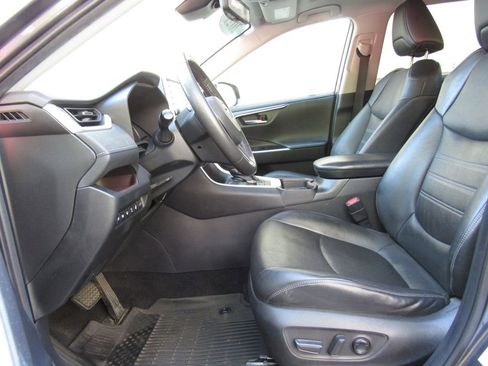 Certified 2021 Toyota RAV4 Limited AWD/4WD image 12