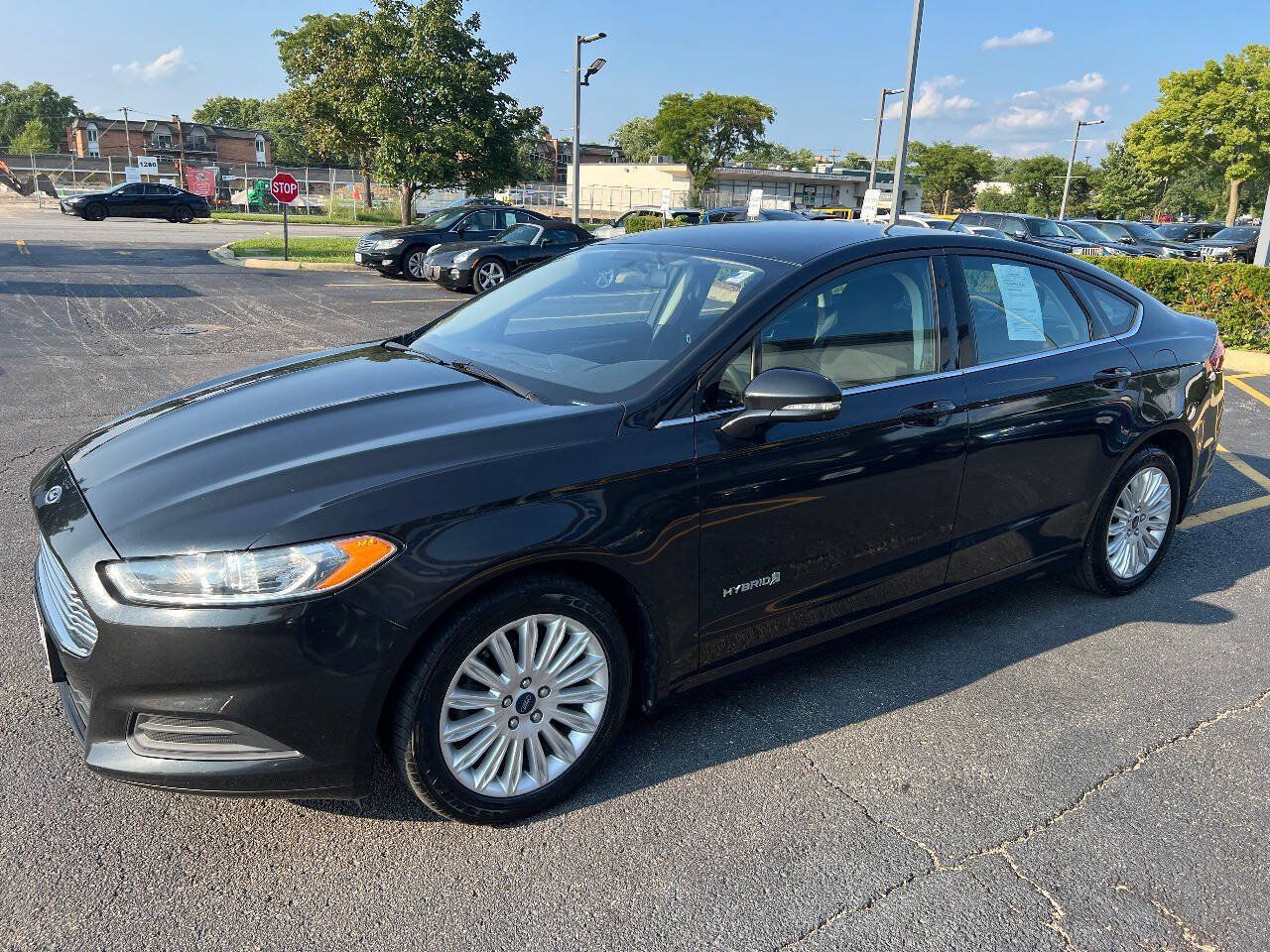 Used 2014 Ford Fusion SE FWD image 6
