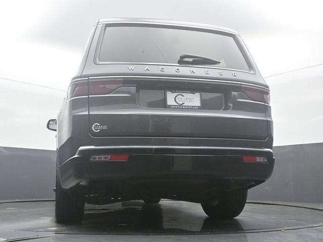 Used 2025 Jeep Wagoneer 4WD image 49