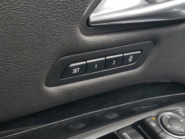 Used 2019 Cadillac XT4 Premium Luxury w/ Cold Weather Package AWD/4WD image 24