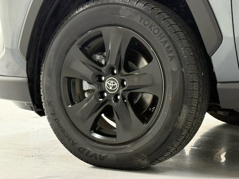 Used 2019 Toyota RAV4 XLE w/ Convenience Package image 52