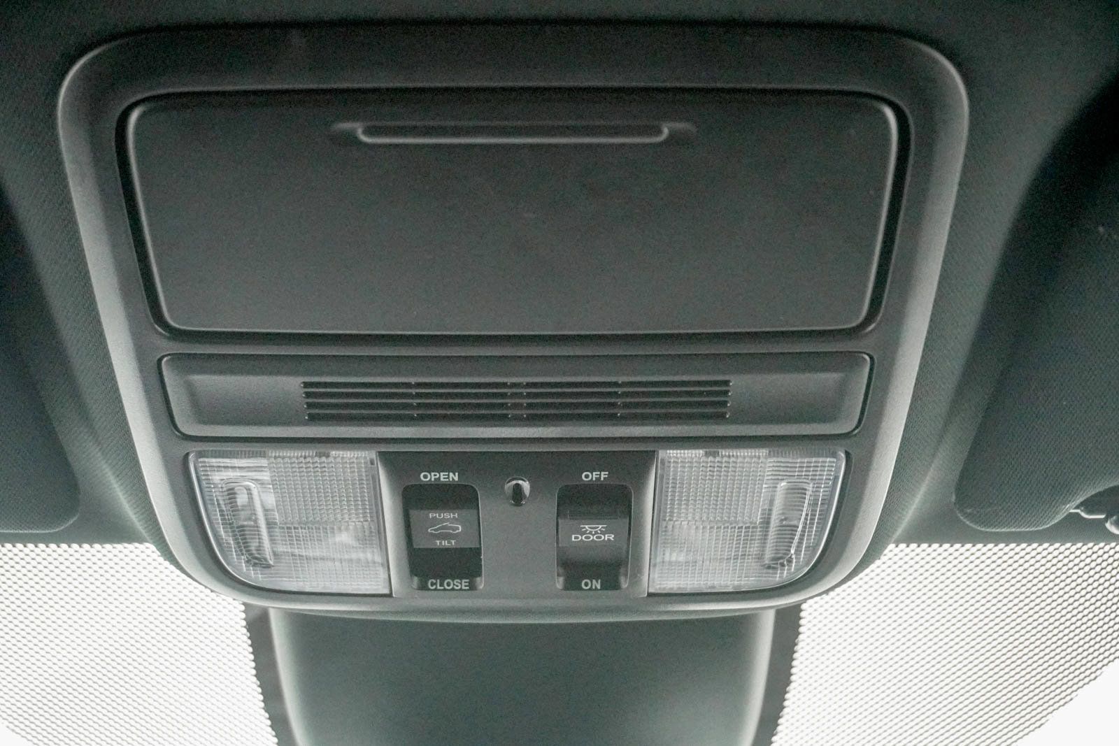 Used 2024 Honda Odyssey Sport image 28