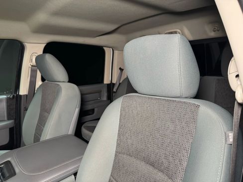 Used 2019 RAM 1500 Big Horn image 34