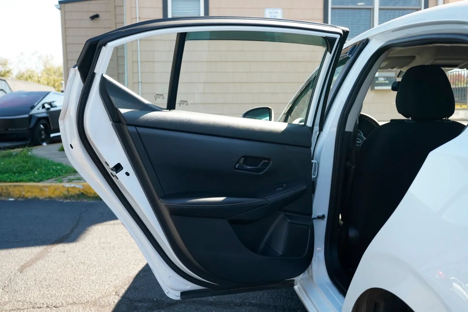 Used 2025 Nissan Sentra S FWD image 22