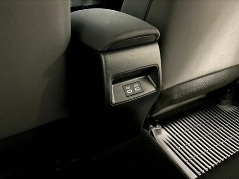 Certified 2024 Toyota Corolla LE image 35