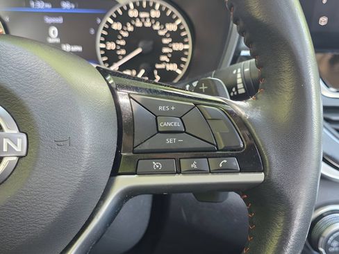 Used 2023 Nissan Altima 2.5 SR w/ SR Premium Package AWD/4WD image 22