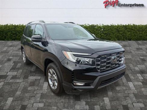 Used 2023 Honda Passport TrailSport image 8