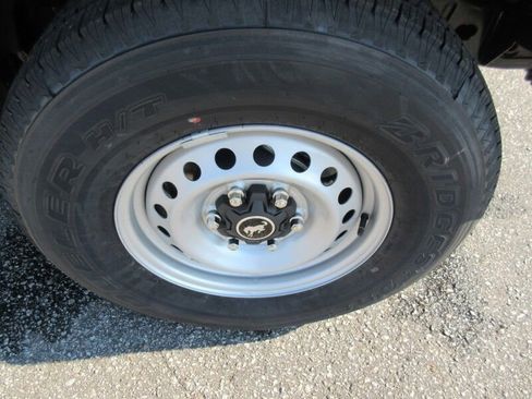 New 2025 Ford Bronco 4-Door image 10