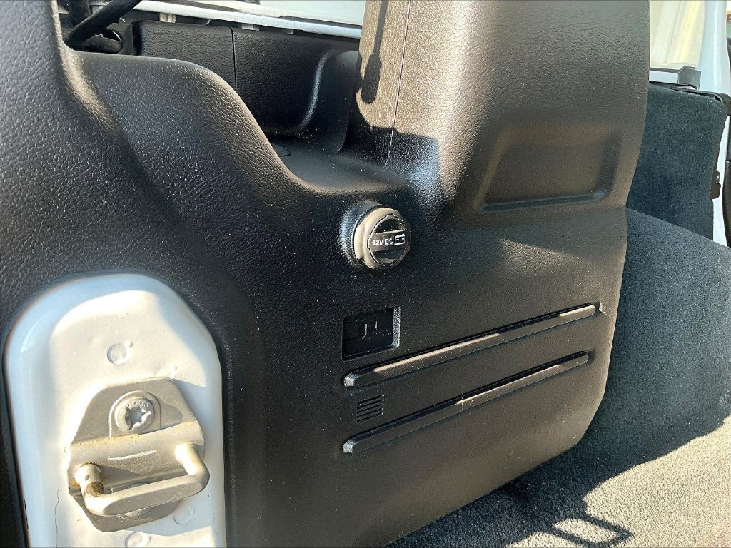 Used 2022 Jeep Wrangler Unlimited Sahara w/ Safety Group AWD/4WD image 35