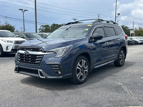 Used 2025 Subaru Ascent Touring w/ Popular Package #1 AWD/4WD image 8