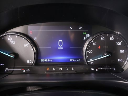 Used 2022 Ford Escape SE FWD image 4