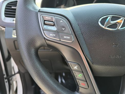 Used 2017 Hyundai Santa Fe Sport FWD image 5