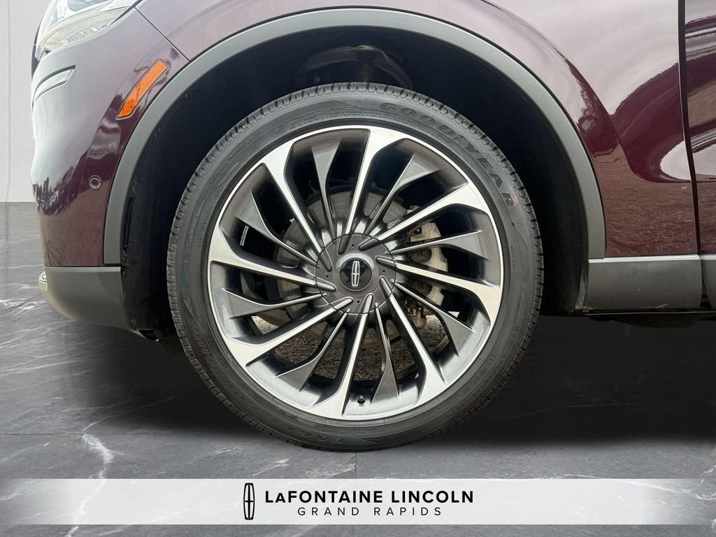 Certified 2024 Lincoln Aviator Reserve w/ Equipment Group 201A AWD/4WD image 34