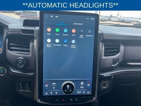 Used 2023 Ford Expedition Platinum image 10