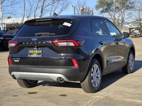 New 2026 Ford Escape Active image 3