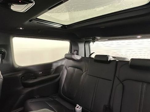 New 2026 Jeep Grand Wagoneer Limited image 17