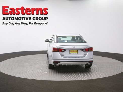 Used 2023 Nissan Altima 2.5 SV w/ SV Premium Package AWD/4WD image 40