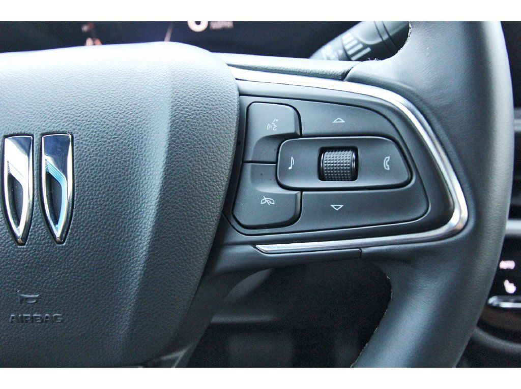 Used 2024 Buick Envista Avenir FWD image 16