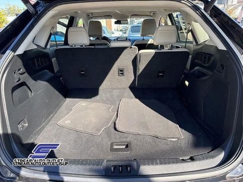 Used 2022 Ford Edge Titanium image 37