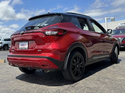Used 2023 Nissan Kicks SR w/ SR Premium Package FWD image 11