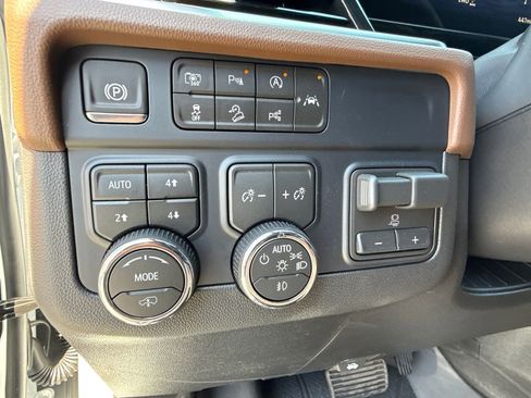 New 2026 Chevrolet Tahoe High Country w/ LPO, Illumination Package AWD/4WD image 15