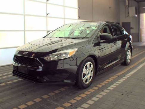Used 2015 Ford Focus S FWD image 1