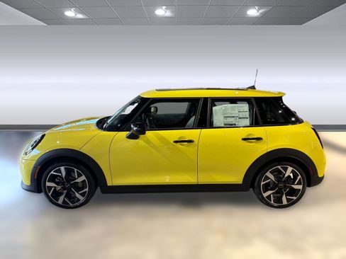 New 2026 MINI Cooper S image 2