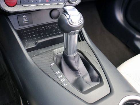 Used 2024 Ford Mustang Premium image 15